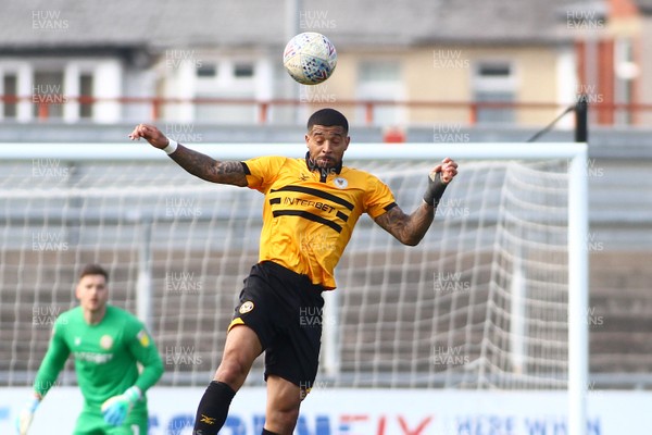 060419 Newport County v Tranmere Rovers - Sky Bet League 2 - Joss Labadie of Newport County heads clear 