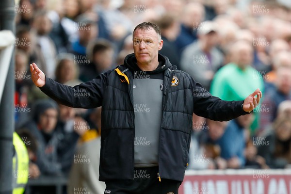 130424 - Newport County v Tranmere Rovers - Sky Bet League 2 -  Newport County Manager Graham Coughlan 