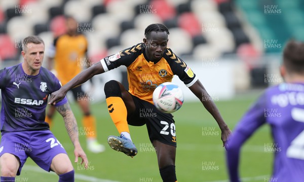 171020 - Newport County v Tranmere Rovers, Sky Bet League 2 - Saikou Janneh of Newport County controls the ball