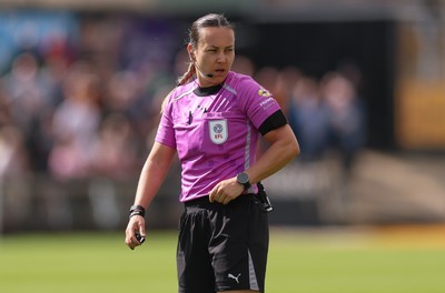 290826 Newport County v Tranmere Rovers, EFL Sky Bet League 2 - Referee Emily Heaslip