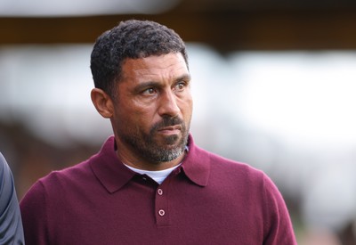 290826 Newport County v Tranmere Rovers, EFL Sky Bet League 2 - Newport County head coach Hayden Mullins