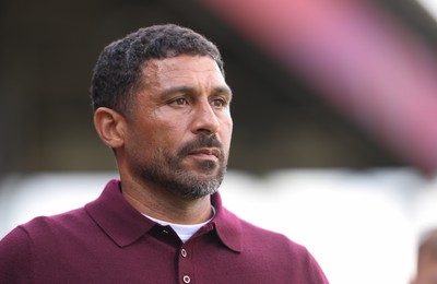 290826 Newport County v Tranmere Rovers, EFL Sky Bet League 2 - Newport County head coach Hayden Mullins