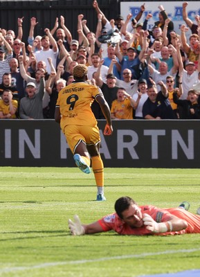 290826 Newport County v Tranmere Rovers, EFL Sky Bet League 2 - Shaquille Gwengwe of Newport County races away to celebrate after he scores County’s second goal