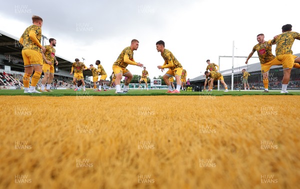 290826 Newport County v Tranmere Rovers, EFL Sky Bet League 2 - Newport County warm up ahead of the match