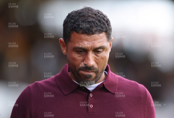 290826 Newport County v Tranmere Rovers, EFL Sky Bet League 2 - Newport County head coach Hayden Mullins