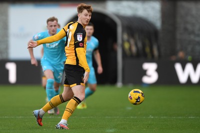 081125 - Newport County v Walsall - Sky Bet League 2 - Ged Garner of Newport County