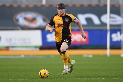 081125 - Newport County v Walsall - Sky Bet League 2 - Lee Jenkins of Newport County
