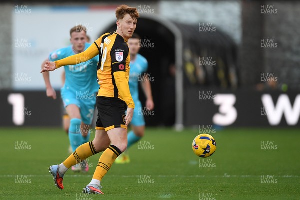 081125 - Newport County v Walsall - Sky Bet League 2 - Ged Garner of Newport County