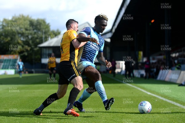 090917 - Newport County v Wycombe Wanderers - SkyBet League 2 - Padraig Amond of Newport County and Anthony Stewart of Wycombe Wanderers compete