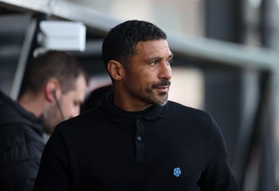 171026 - Newport County v York City, SkyBet League Two - Newport County Manager Hayden Mullins 