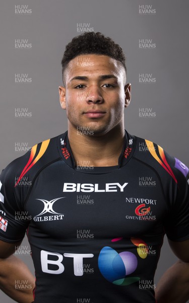 110816 - Newport Gwent Dragons Squad Headshots - Lloyd Lewis