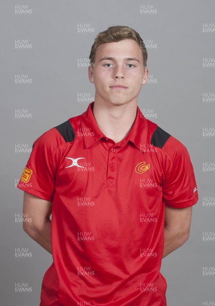 180913 - Newport Gwent Dragons Under 16 Squad -Ryan Simmonds ( c ) Huw Evans Agency