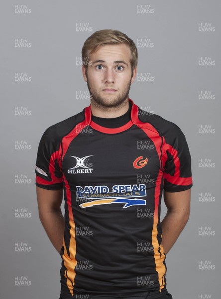 180913 - Newport Gwent Dragons Under 18 Squad -Elliot Smith ( c ) Huw Evans Agency