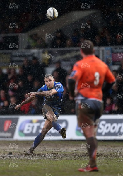 290117 - Newport Gwent Dragons v Newcastle Falcons - Anglo-Welsh Cup - Tom Prydie of Newport Gwent Dragons kicks a penalty