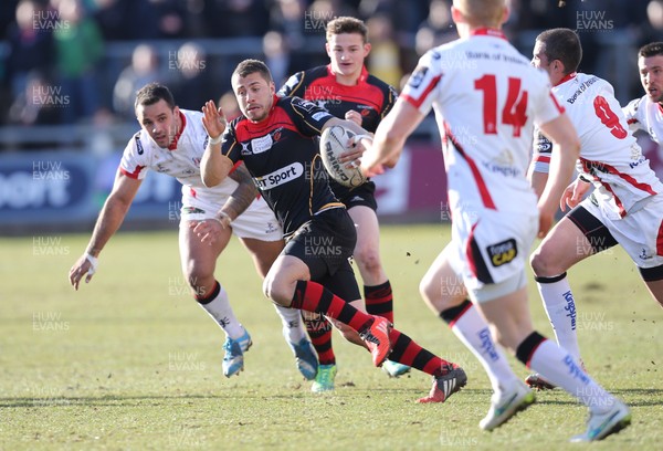 080315 - Newport Gwent Dragons v Ulster, Guinness PRO12 - Dragons' Dorian Jones splits the Ulster defence