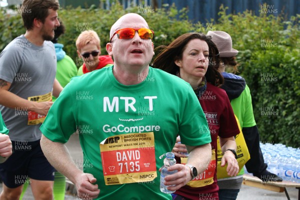 050519 - Newport Wales  Marathon and 10K - 10K runner for Go Compare at Newport Transporter Bridge 