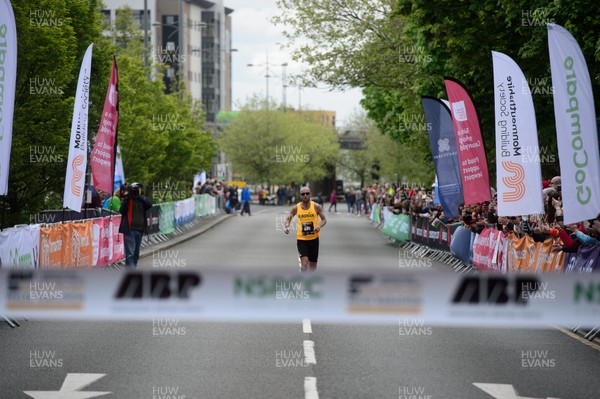 050519 - ABP Newport Wales Marathon & 10K - Chris Bird wins the ABP Newport Wales marathon