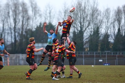 150225 - Newport RFC v Carmarthen Quins - Super Rygbi Cymru (SRC) - Ryan Bean of Carmarthen wins lineout ball