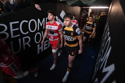 070326 - Newport RFC v Llandovery RFC - SRC Cup Final - Both sides run out at the start of the match