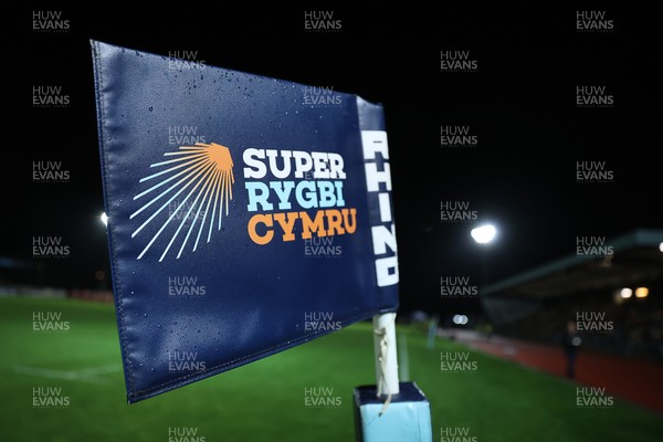 120925 - Newport RFC v Llandovery RFC - Super Rygbi Cymru SRC - Corner flag