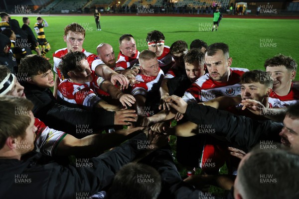 120925 - Newport RFC v Llandovery RFC - Super Rygbi Cymru SRC - Llandovery celebrate the win