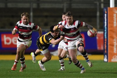 090426 - Newport RFC v Pontypool RFC - Super Rygbi Cymru - Pat Lewis of Pontypool is challenged by Harri Ackerman of Newport