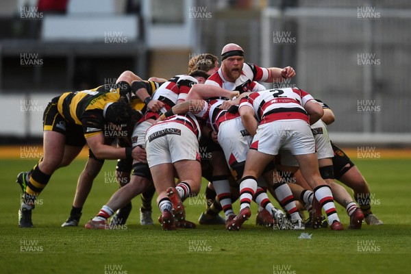 090426 - Newport RFC v Pontypool RFC - Super Rygbi Cymru - Joe Davies of Pontypool in the scrum