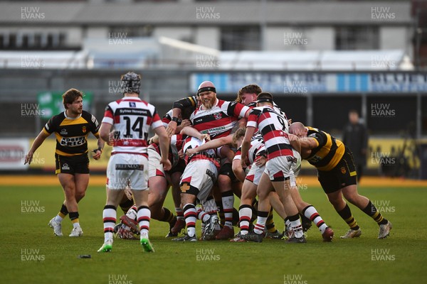 090426 - Newport RFC v Pontypool RFC - Super Rygbi Cymru - Joe Davies of Pontypool in the scrum