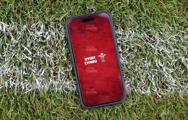 120926 - Newport RFC v Rygbi RGC - Super Rygbi Cymru - SRC - Rygbi Cymru App on a phone screen