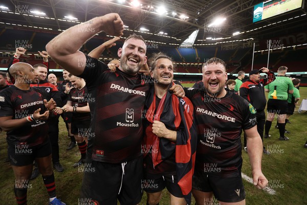 060424 - Newport Saracens v Tonna - Men�s Division 4 Cup Final - Adam Davies, Liam Foley and Dee Lewis of Newport celebrate at full time