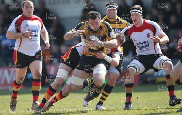 060413 - Newport RFC v Carmarthen Quins, Principality Premiership - Newport's Brendan Lampitt is tackled