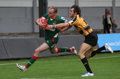 Newport v Llanelli 030911