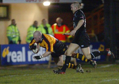 Newport v Neath 050203