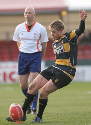 10.04.10 Newport v Neath... Newport's Lewis Roblin slots over a penalty. 