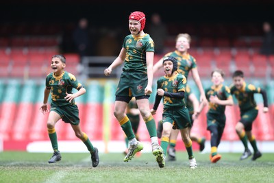 210324 - Newport v Vale of Glamorgan - Welsh Schools Junior Group U11 DC Thomas Plate Final - Vale of Glamorgan celebrate winning 