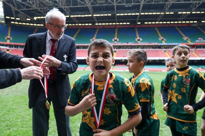 210324 - Newport v Vale of Glamorgan  - Welsh Schools Junior Group U11 DC Thomas Plate Final - Players receive medals 