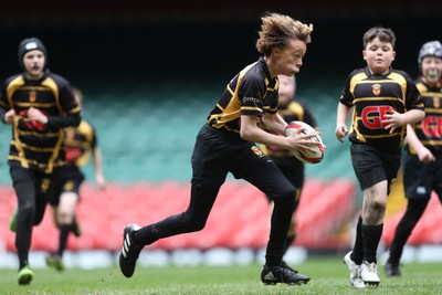 210324 - Newport v Vale of Glamorgan - Welsh Schools Junior Group U11 DC Thomas Plate Final - 