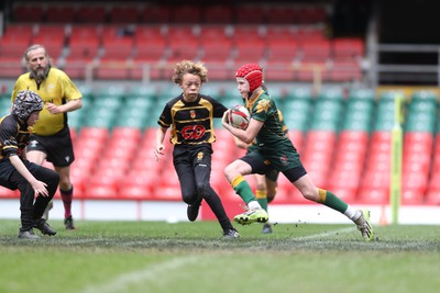 210324 - Newport v Vale of Glamorgan - Welsh Schools Junior Group U11 DC Thomas Plate Final - 