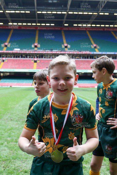 210324 - Newport v Vale of Glamorgan  - Welsh Schools Junior Group U11 DC Thomas Plate Final - Players receive medals 