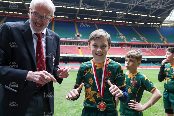 210324 - Newport v Vale of Glamorgan  - Welsh Schools Junior Group U11 DC Thomas Plate Final - Players receive medals 
