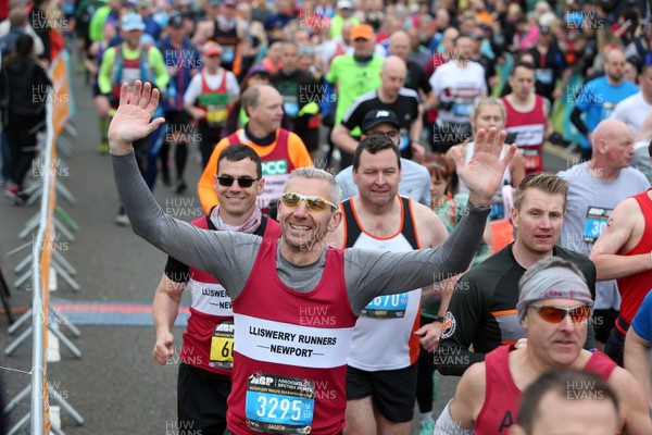 290418 - ABP Newport Marathon - Marathon Start