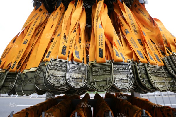 290418 - ABP Newport Wales Marathon and 10k Race - Race medals