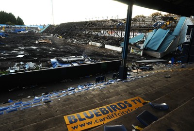 22.10.09 -  Demolition of Grandstand at Ninian Park , former ground of Cardiff City FC, the old grandstand after being demolished. 