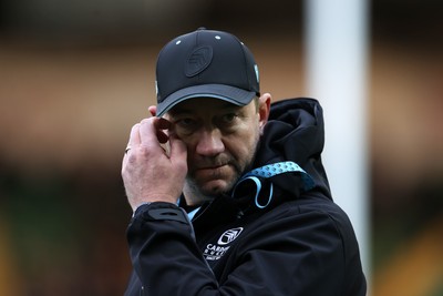 181026 - Northampton Saints v Cardiff Rugby - Investec Champions Cup - Cardiff Rugby Head Coach Corniel van Zyl 