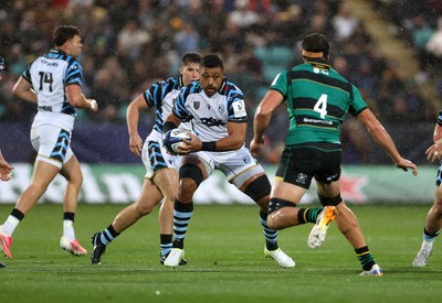 181026 - Northampton Saints v Cardiff Rugby - Investec Champions Cup - Taulupe Faletau of Cardiff 