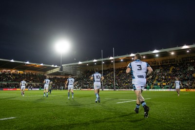 181026 - Northampton Saints v Cardiff Rugby - Investec Champions Cup - Cardiff run out for second half
