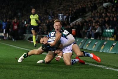 181026 - Northampton Saints v Cardiff Rugby - Investec Champions Cup - Josh Adams of Cardiff is tackled into touch by George Hendy of Northampton 