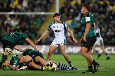 181026 - Northampton Saints v Cardiff Rugby - Investec Champions Cup - Sion Davies of Cardiff on his debut
