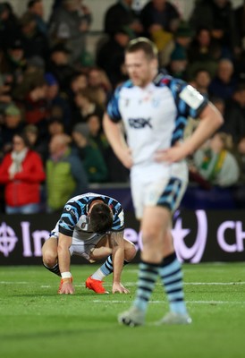181026 - Northampton Saints v Cardiff Rugby - Investec Champions Cup - Dejected Josh Adams of Cardiff at full time