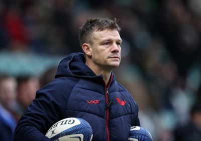 180126 - Northampton Saints v Scarlets - European Rugby Champions Cup - Scarlets Head Coach Dwayne Peel 